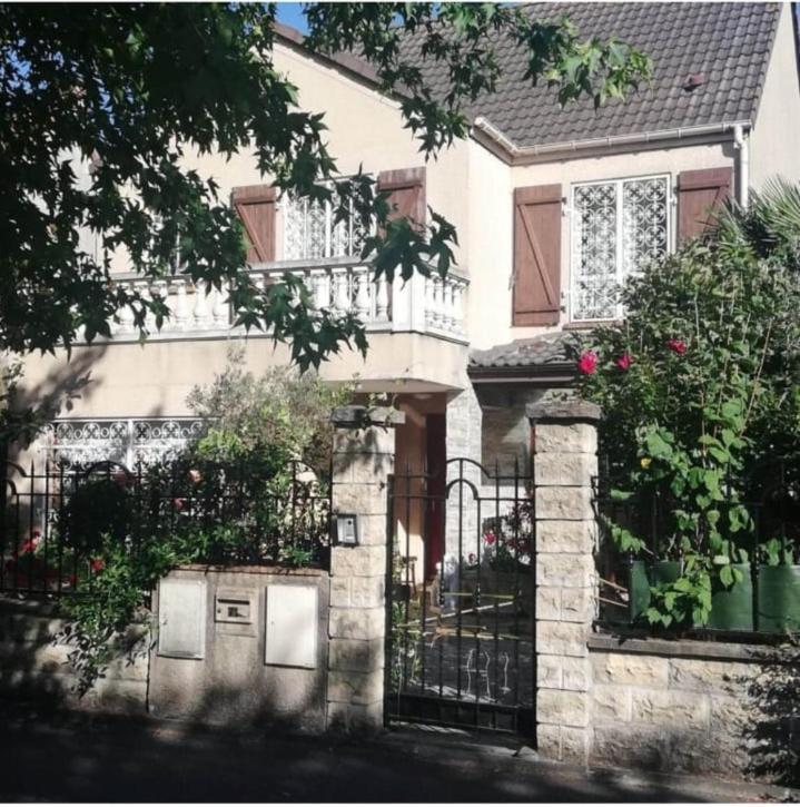Séjour chez l'habitant D'hote Cosy A Villepinte *